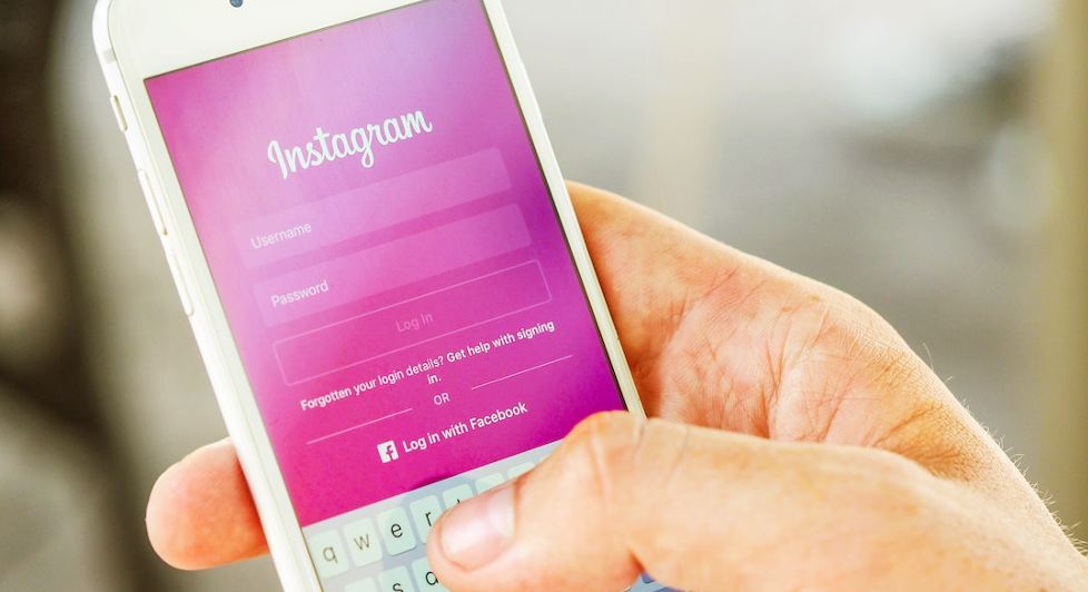 5 Essential Tips for Buying Instagram Followers