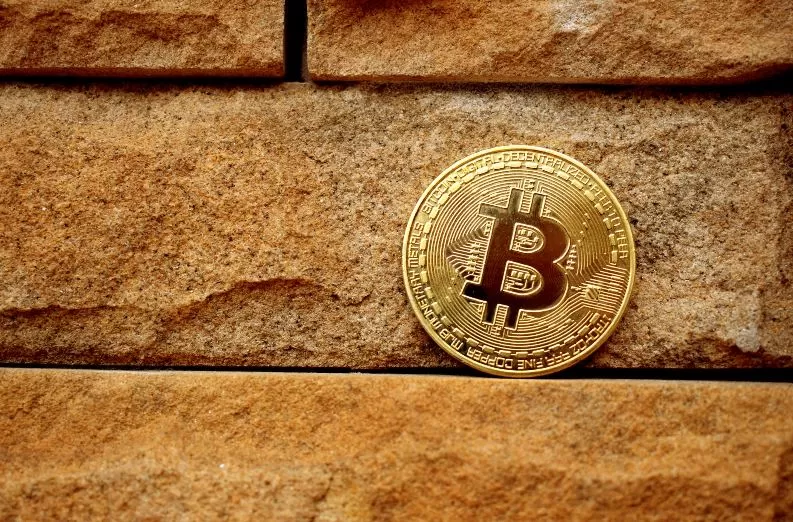 Introducing Tangle and its differences with Blockchain