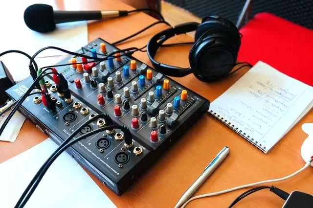 4 Ways That Becoming a Studio Partner With Business Radio X Network Makes a Difference