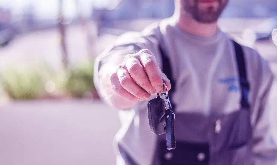 Why Are Road Trips The Most Romantic Way to Explore South India?