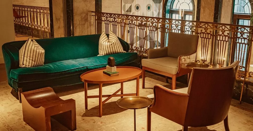 How Do You Choose a Couch or Sofa?